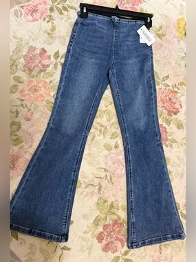 Katie J NYC NWT Denim Flare Woodstock Jeans GOES TO CHARITY